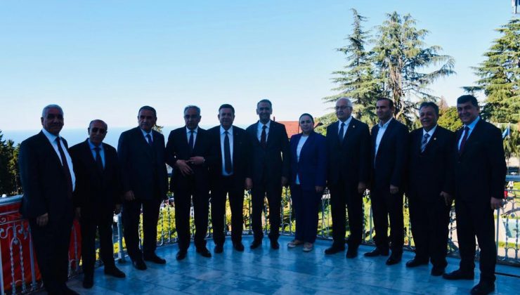 Kaymakam Demir: Bu fotoğrafta en büyük rolün sahibi, evlatlarına bıraktığı dürüstlük
