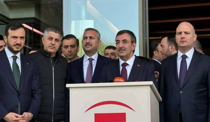 Milletvekili Şan’dan Önder’e ziyaret: ‘Terörsüz Türkiye hedefimizin başarıya ulaştığını birlikte göreceğiz’