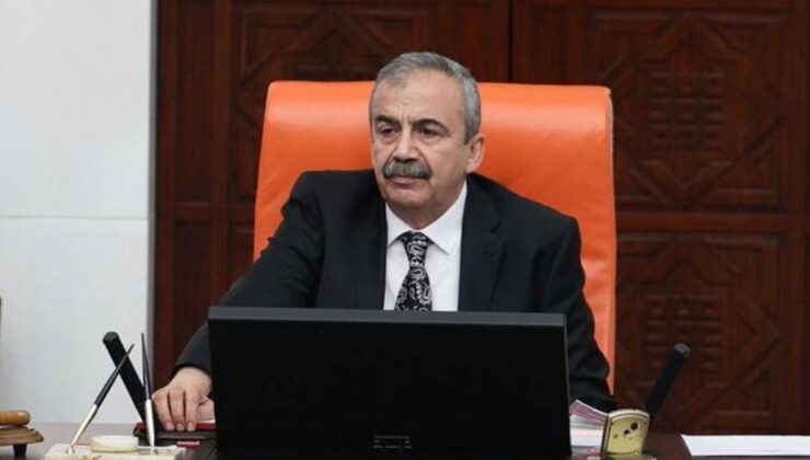 Sırrı Süreyya Önder’in sağlık durumu: ‘Hayati tehlikesi giderek artıyor’