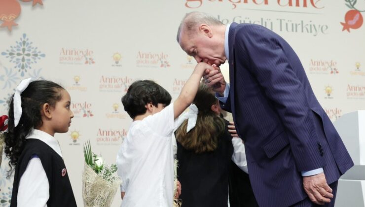 Cumhurbaşkanı Erdoğan: ‘Terörsüz Türkiye hedefi doğrultusunda sağlam adımlarla ilerliyoruz’