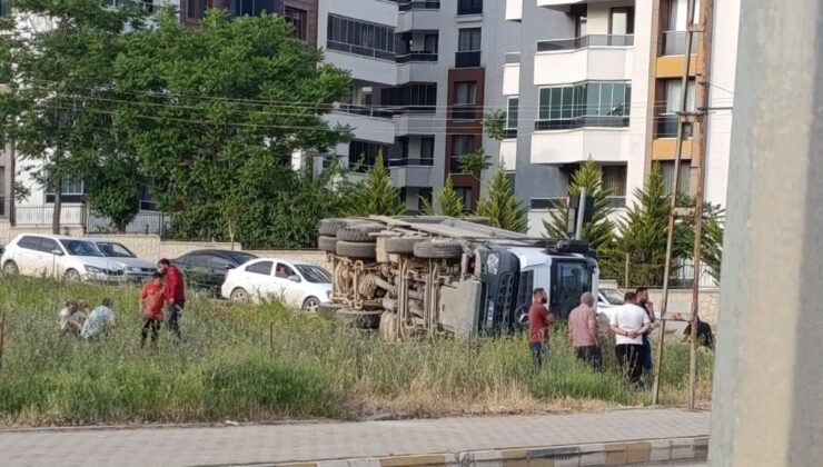 Hafriyat yüklü kamyon devrildi: 1 yaralı