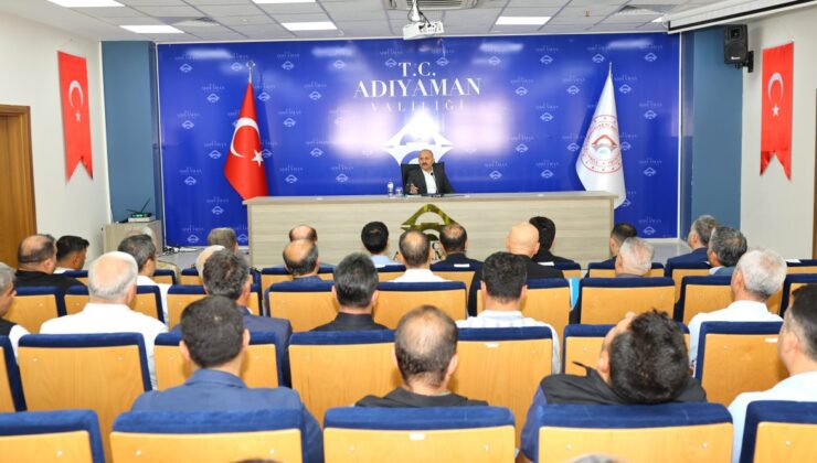 Adıyaman Valiliği’nden konteyner kentlerin tahliyesiyle ilgili değerlendirme toplantısı
