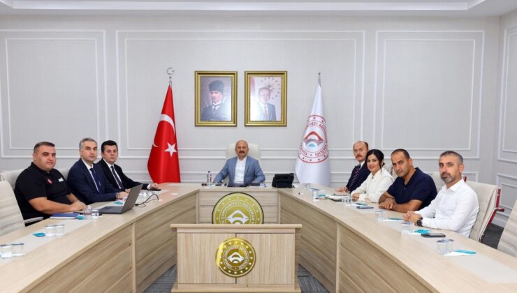 Adıyaman’da Vali Yardımcıları Değerlendirme Toplantısı