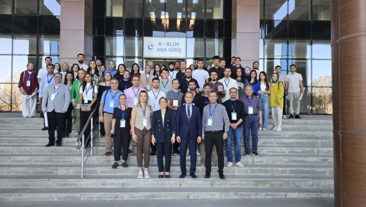 TÜBİTAK 2209 Öğrenci Projeleri Sergilendi