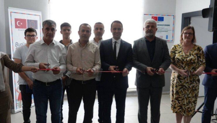 Adıyaman Belediyesi, Dijital Gençlik Merkezi’ni hizmete açtı  – Videolu Haber