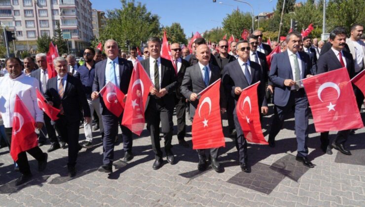 Başkan Tutdere, Eğitim Bayramı’nda konuştu: ‘Dayanışma bizi büyütecek, yaralarımızı saracak’  – Videolu Haber