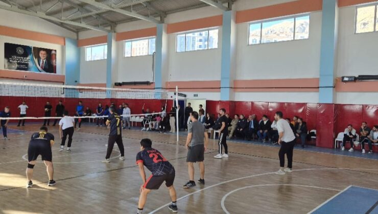 Tut’ta Voleybol Heyecanı Başladı!