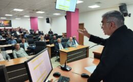 Prof. Dr. Yılmaz’dan Adıyaman Belediyesi’ne ‘stratejik planlama’ eğitimi