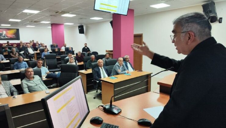 Prof. Dr. Yılmaz’dan Adıyaman Belediyesi’ne ‘stratejik planlama’ eğitimi