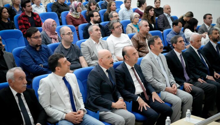 Üniversitede KAP Bilgilendirmesi Sürüyor