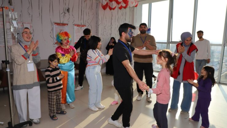 “Şiirle İyileşen Minik Kalpler” Projesiyle çocuklar gönüllerince eğlendi