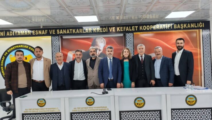 Adıyaman Berberler ve Kuaförler Odası’nda Mehmet İspir güven tazeledi