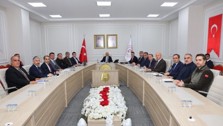 Adıyaman’da Göç İdaresi personel dağıtımı masaya yatırıldı