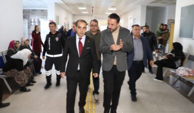 Prof. Dr. Şirik, Kahta Devlet Hastanesi Acil Servisi’nde incelemelerde bulundu