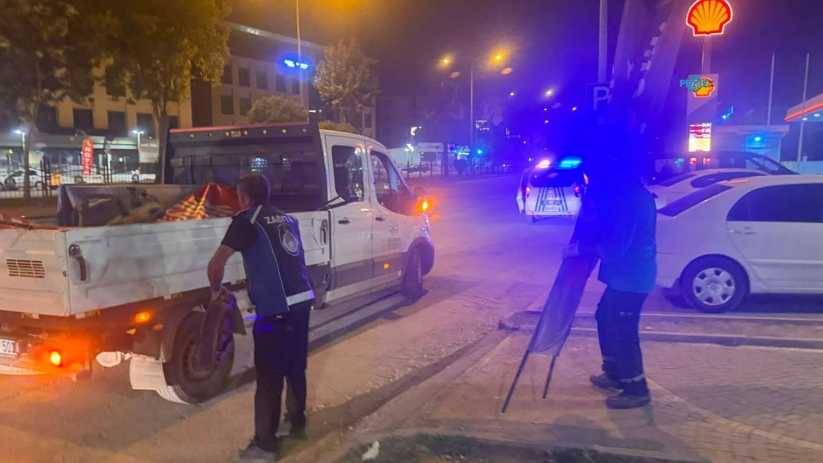 Adıyaman’da kaldırım işgallerine denetim: Mevzuata aykırı tabela ve reklam panoları kaldırılıyor  – Videolu Haber
