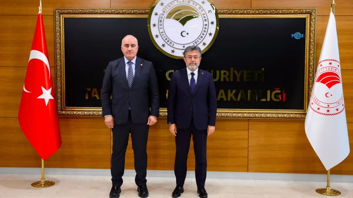 Özhan’dan Besni Ovası müjdesi: 223 bin 310 dekar araziye yönelik yatırımlar 2027’de başlayacak