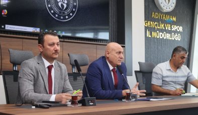 Adıyaman’da yeni sezon hazırlıkları masaya yatırıldı: Hedef daha fazla sporcu ve güçlü altyapı