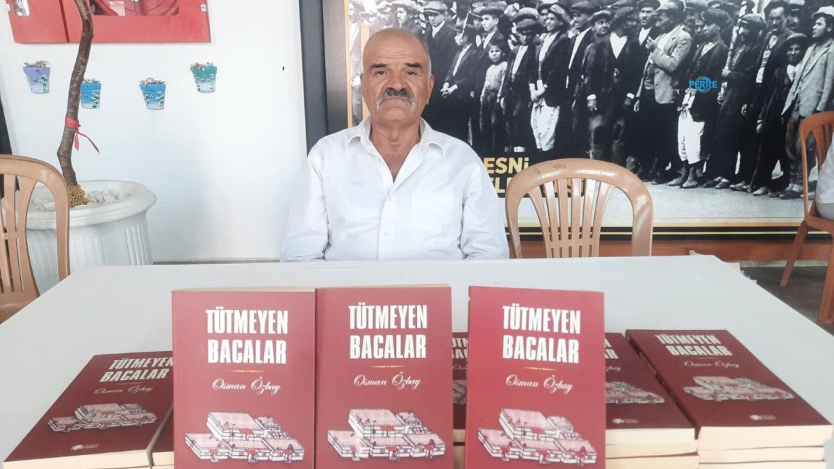 Besnili emekli öğretmen Osman Özbay kitaplarını okurlarıyla buluşturmaya devam ediyor