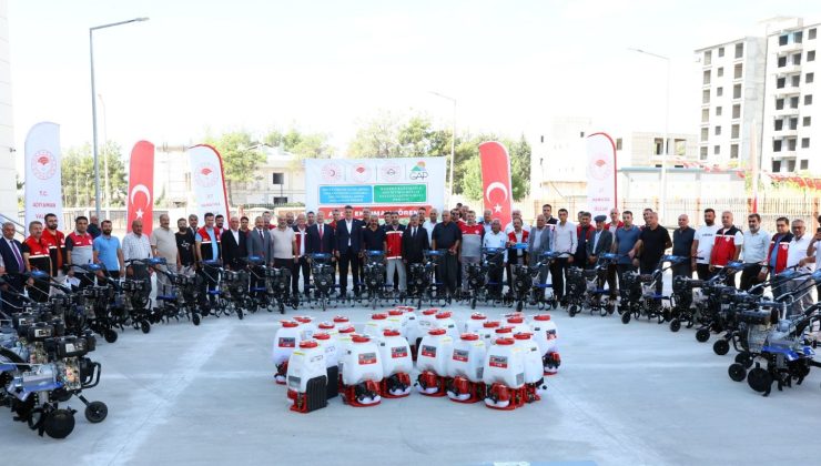 Tarım ve Orman İl Müdürlüğü koordinasyonunda 513 Tarım Aleti Teslim Edildi