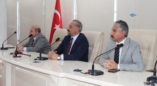 Adıyaman’da nar üretimi ve pazar olanakları çalıştayda ele alındı