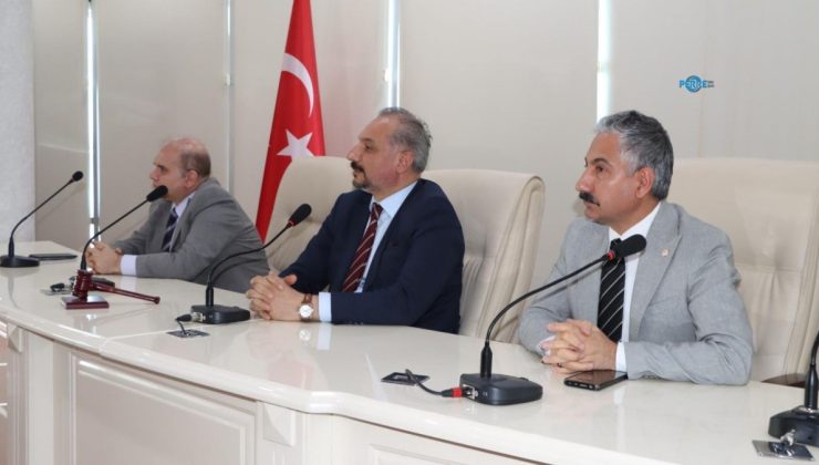 Adıyaman’da nar üretimi ve pazar olanakları çalıştayda ele alındı