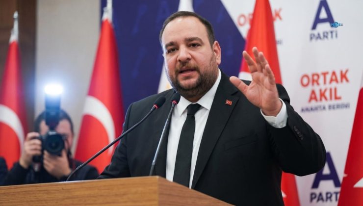 Anahtar Parti Adıyaman İl Başkanı Alsan: ‘Cumhuriyet, milletimizin bağımsızlık iradesi ve ortak onurudur’