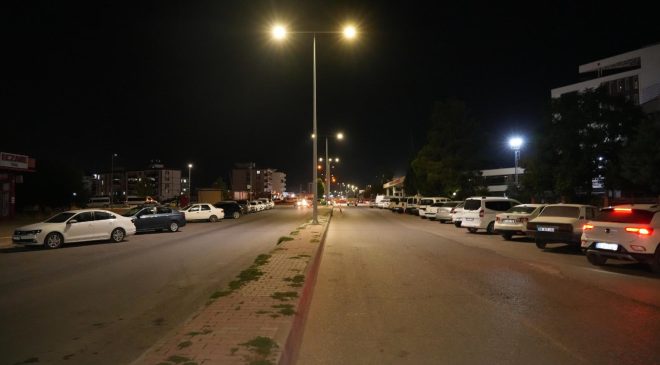 Dikkat Bu Caddede Asfalt Çalışması Var!