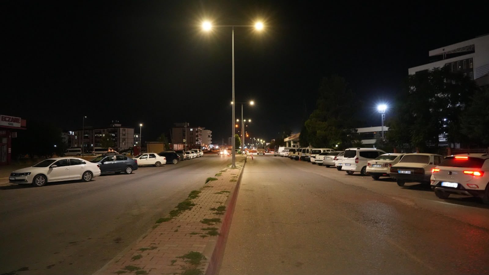 Dikkat Bu Caddede Asfalt Çalışması Var!
