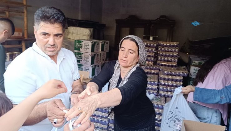 Besnili muhtardan Gaziantep’te 400 haneye mutfak eşyası desteği