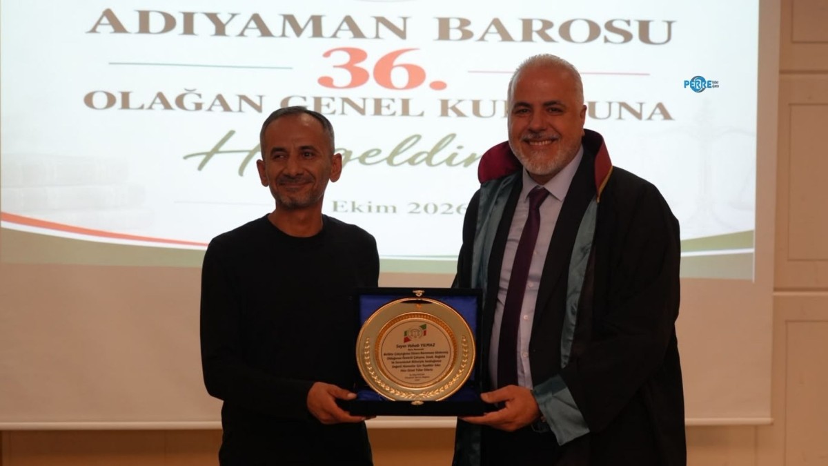 Bilal Doğan’dan duygusal veda: Baro emekçilerine plaket verdi  – Videolu Haber