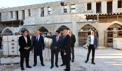 Tarihi Tuz Hanı yeniden ayağa kaldırılıyor! Restorasyon sürüyor
