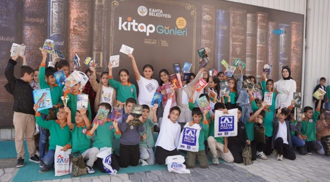 Kahta Kitap Günleri sona erdi: 40 bin kitap satıldı, basın mensuplarına plaket verildi