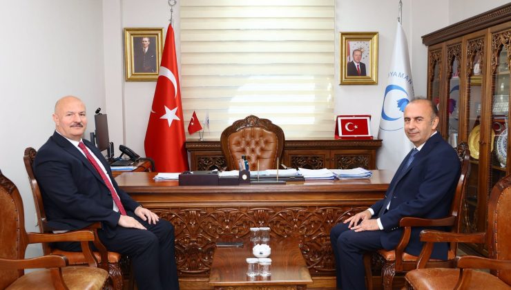 Vali Abdullah Küçük, Üniversite Rektörü Mehmet Keleş’i Ziyaret Etti