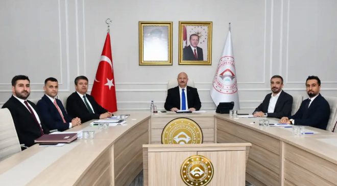 Vali Küçük Başkanlığında Örenli OSB Yönetim Kurulu Toplantısı Yapıldı