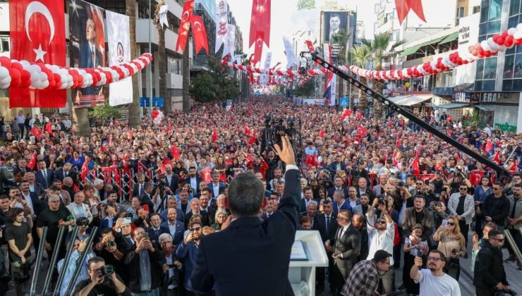 Özgür Özel: ‘Bunlar foncudur, vurguncudur, faizcidir, tefecidir; AK Parti’nin ‘ak’ dediği ne varsa kara çıkmıştır’