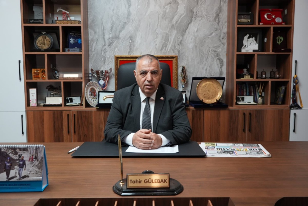 Tahir Gülebak’tan Gazetecilere ‘Yeşil Pasaport’ çağrısı​‌