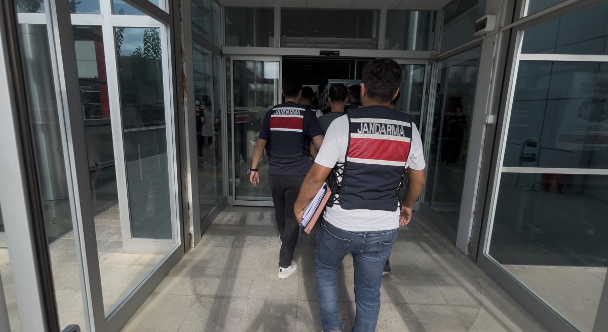 Terör örgütü DEAŞ’a büyük darbe: 5 şüpheli tutuklandı  – Videolu Haber