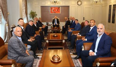 Adıyaman Valisi Küçük, 19 Ekim Muhtarlar Günü’nde Muhtarları Kabul Etti