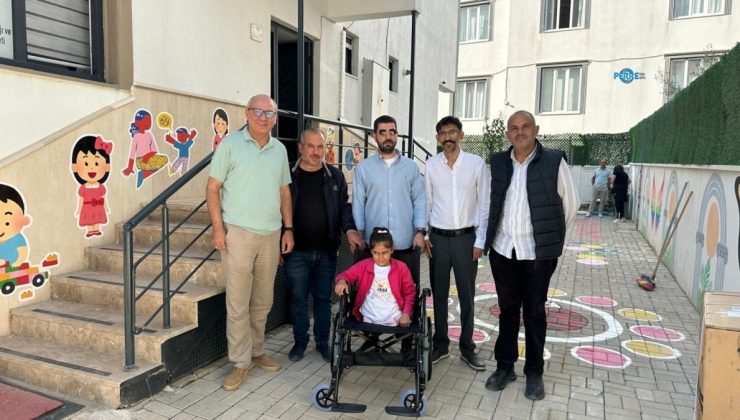 Zabit ailesi için çalışıyor, İkra bilim insanı olmayı hayal ediyor: Enkazdan sonra süren mücadele